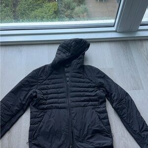 Lululemon Men’s Jacket (Size L)